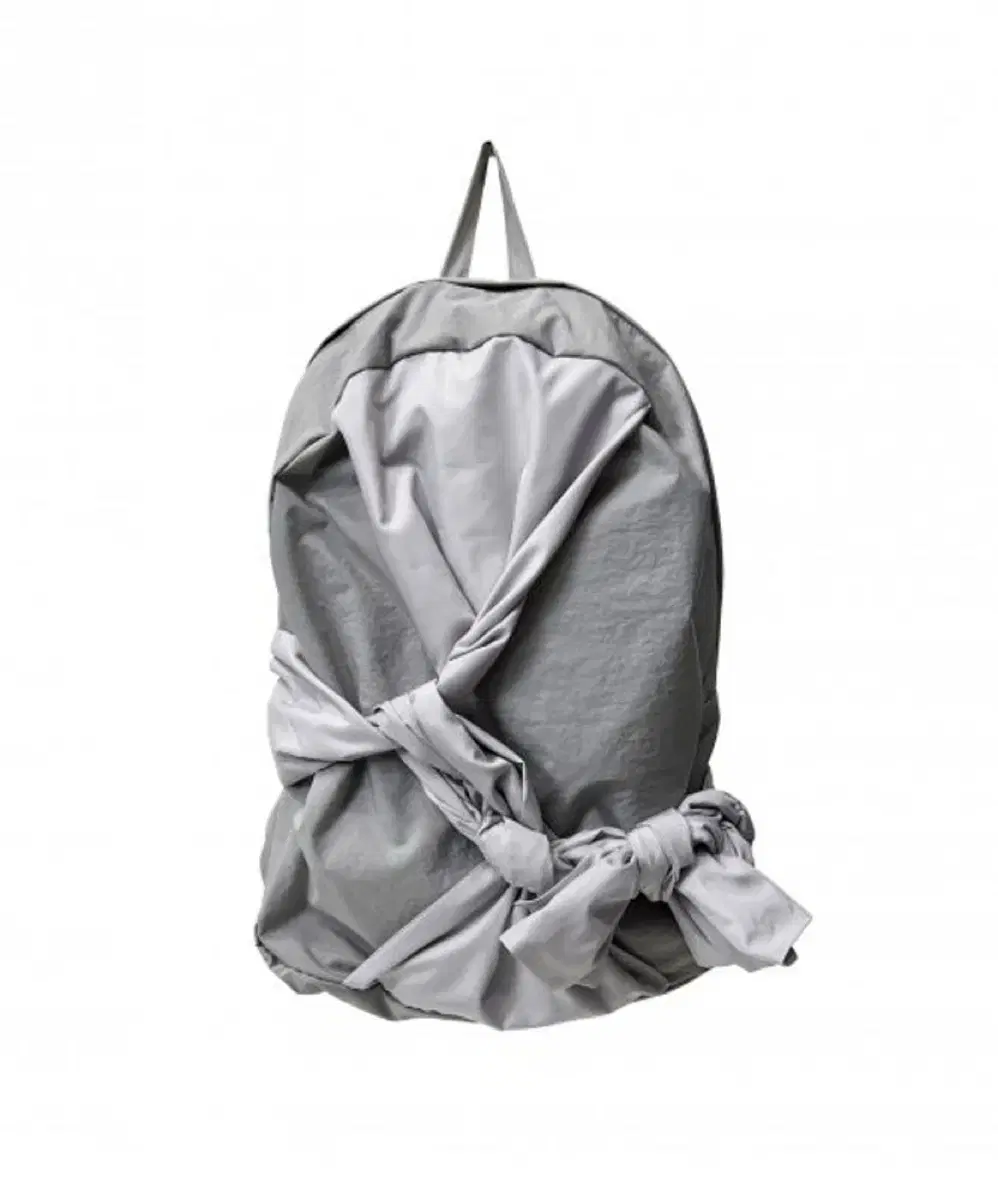 이우가마카라스 Knotted Backpack  Nylon Silver